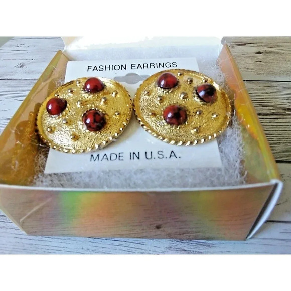 NWT Vibrant XL Vintage Circle 1980s Earrings - Picture 5 of 5